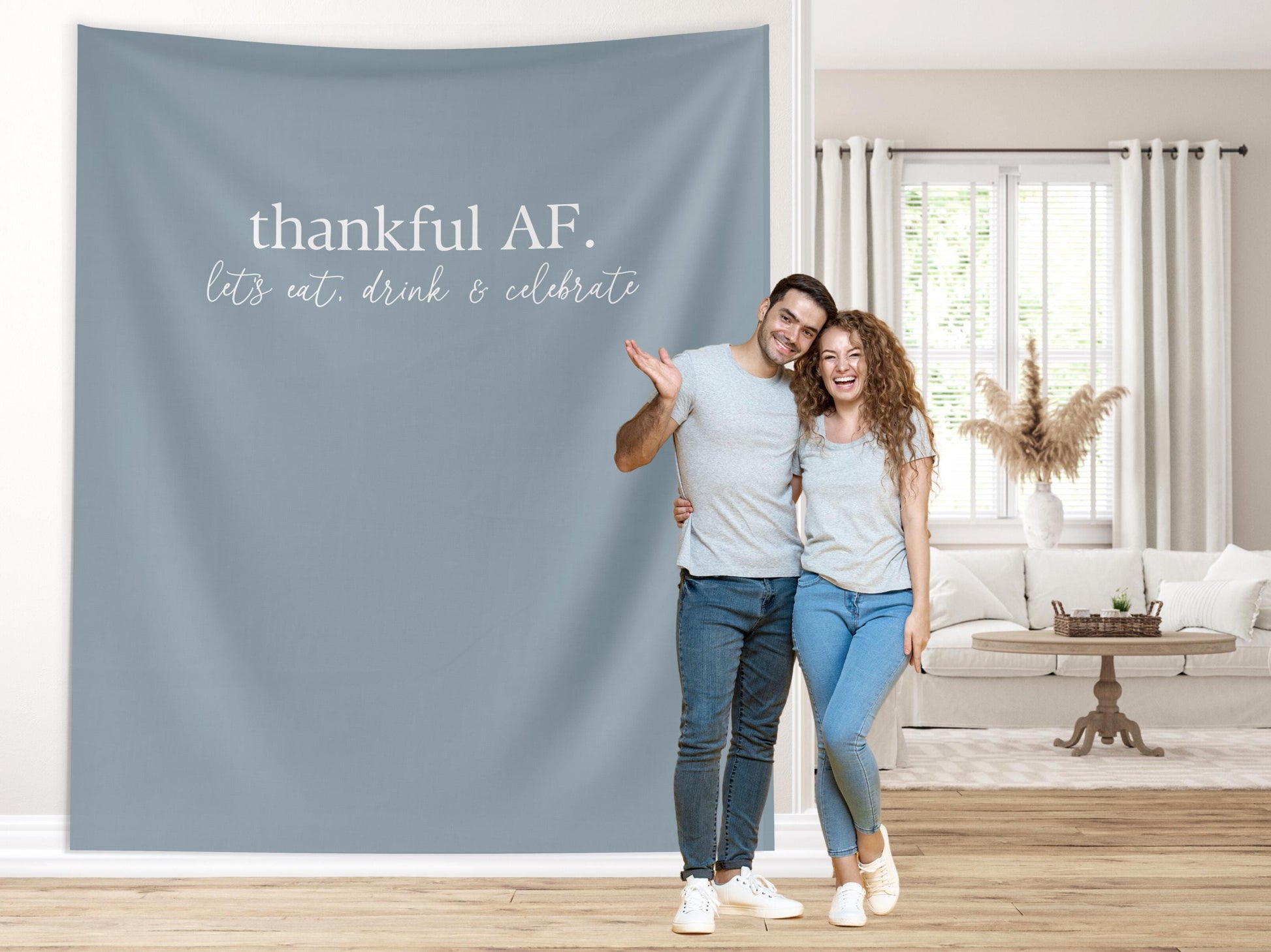 Thankful AF Friendsgiving Banner, Minimal Thanksgiving Backdrop, Modern Backdrop for Balloon Garland, Thanksgiving Dinner Party Decoration